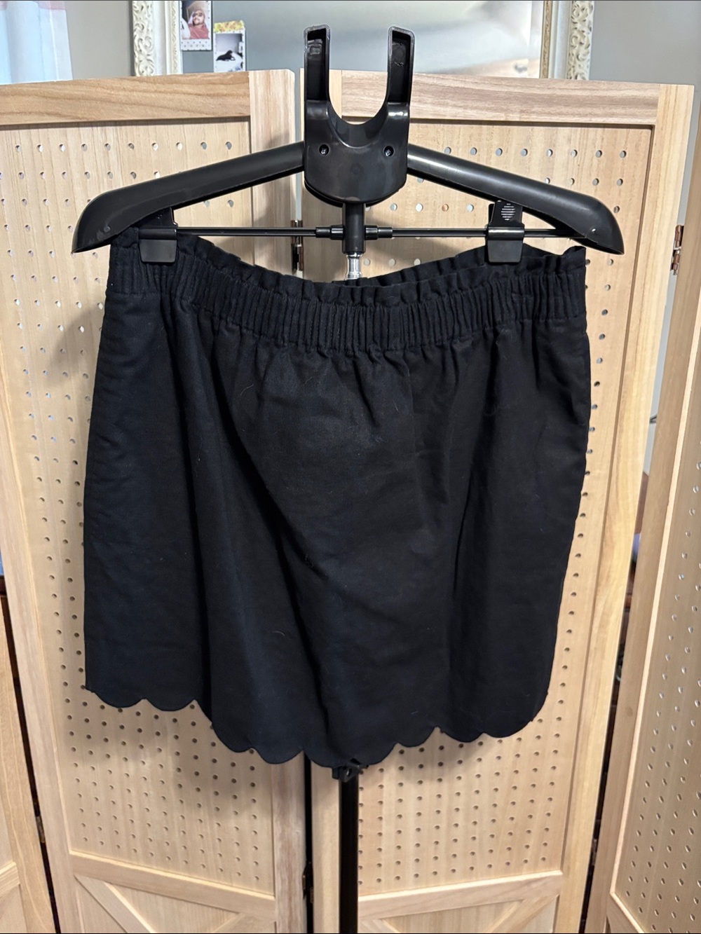 Black Scallop Hem Women’s Linen Skirt - Elastic Waist